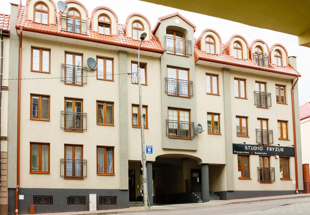 Piekna Apartments Grey Łomża الغرفة الصورة